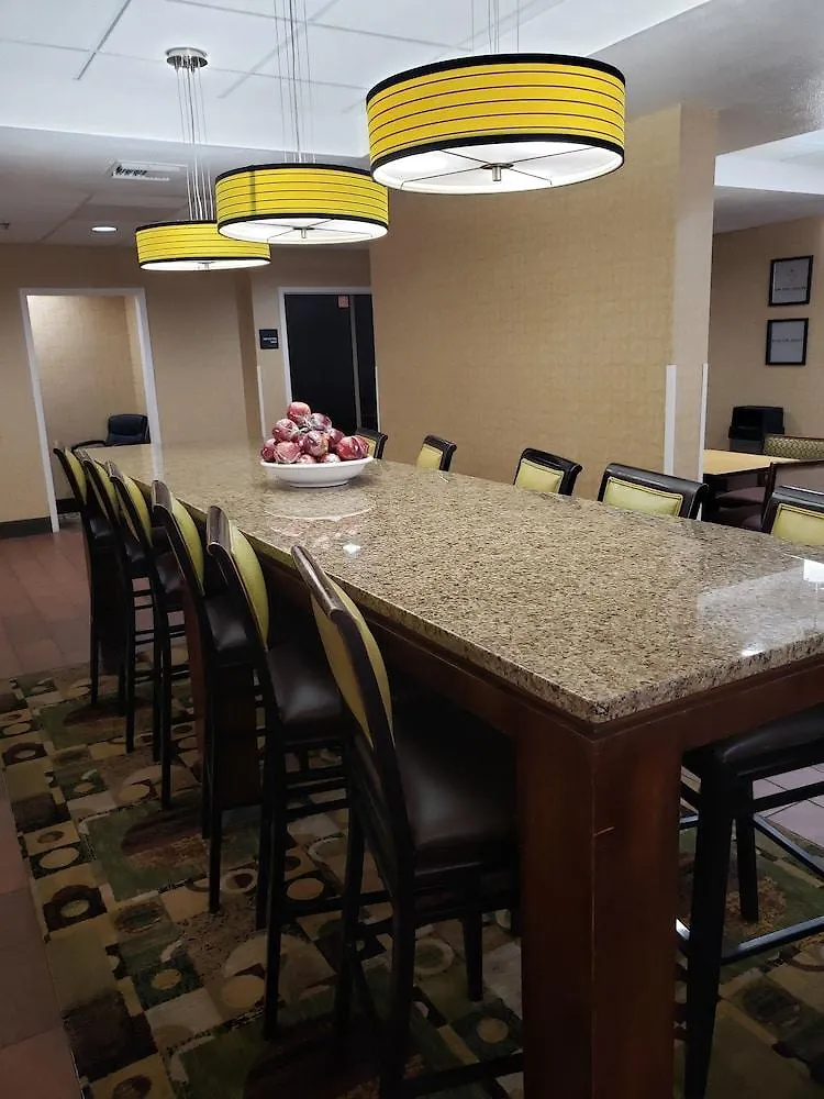 Spark By Hilton Tampa Brandon